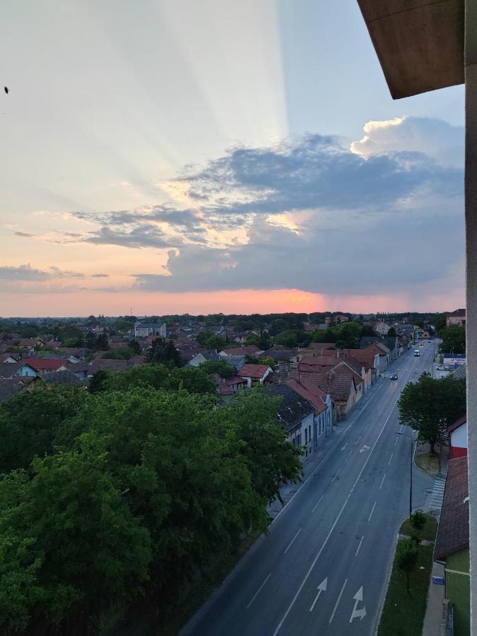 Krstic_Lux Apartman Szabadka Kültér fotó