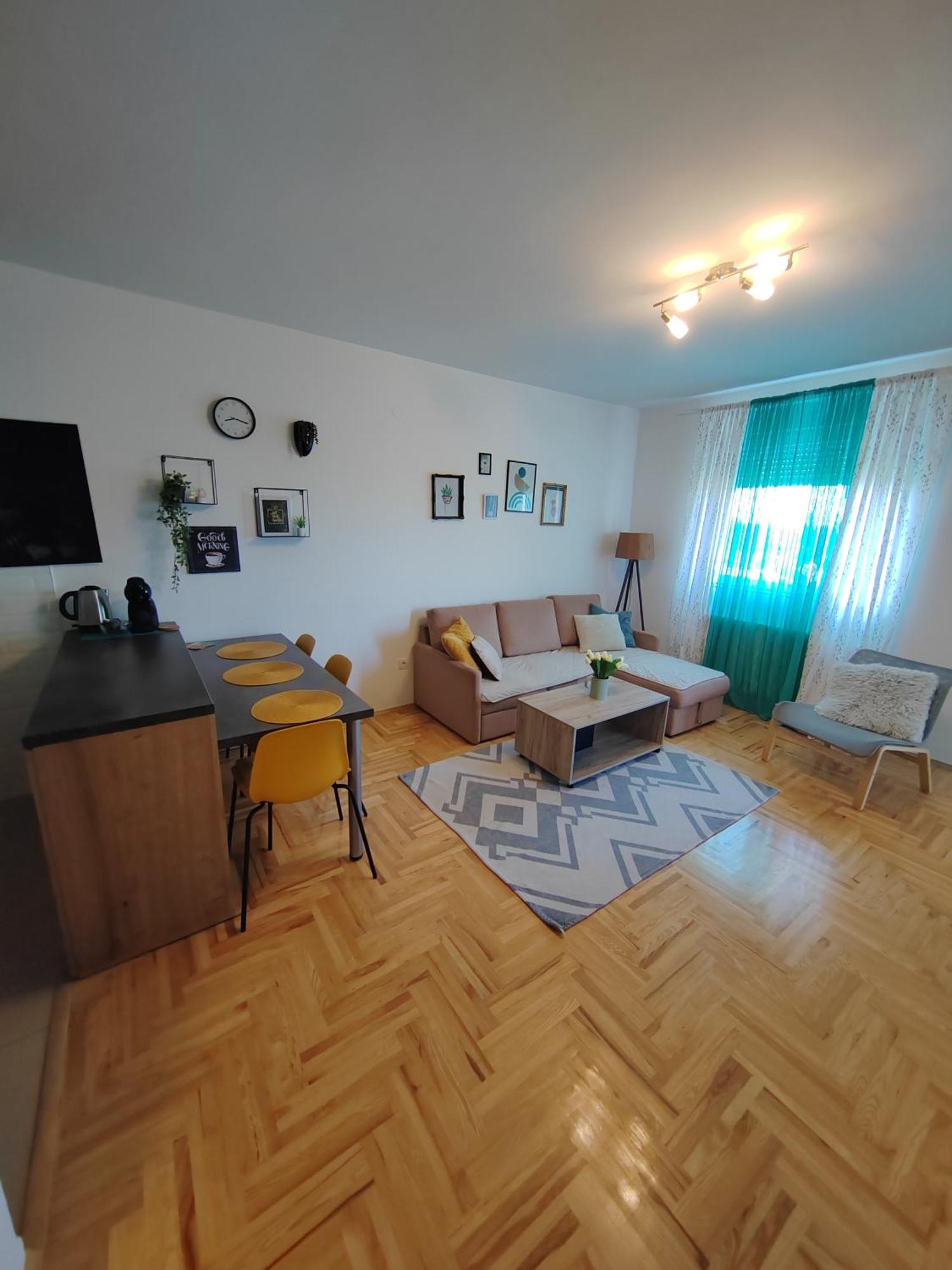 Krstic_Lux Apartman Szabadka Kültér fotó